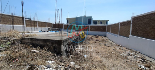 Terreno En Venta En Tlayacapan Con Cimientos De Construcción Totalmente Bardeado