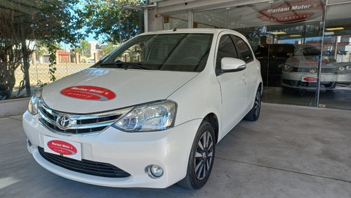 Imagen 1 de 13 de Toyota Etios 2016 1.5 Platinum 5 P