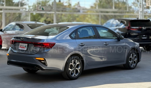 Kia Forte 2.0 Lx Mt