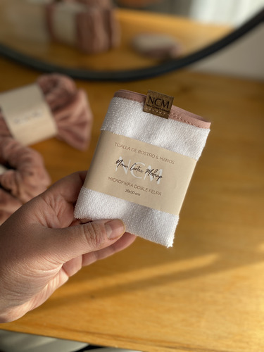 Kit Box Set Para Limpieza Facial Muñequera Pads Toalla Vinch Rosa Viejo