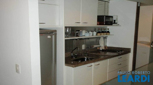 Imagem 8 de 14 de Flat - Itaim Bibi - Sp - 127154