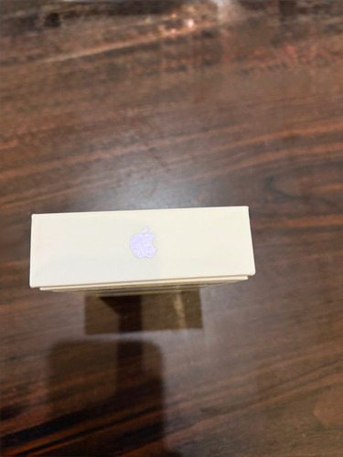 Apple iPhone 14 Pro (256 Gb) Pantalla Nueva - Morado Oscuro (Usado)