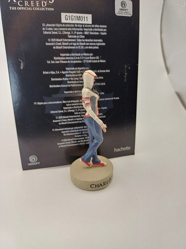 Assassin Creed # 11 Charlotte De La Cruz Figura Con Revista (Usado)