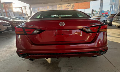 Nissan Altima 2.5 Advance Cvt