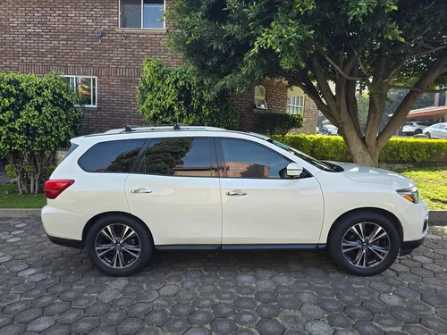 Nissan Pathfinder 3.5 Exclusive Cvt