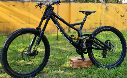 Bicicleta Carbono Downhill Specialized Sworks Demo 8