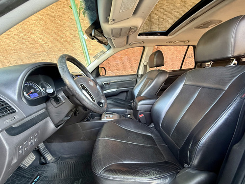 Hyundai Santa Fe 2.4 Gls Premium 7as 6at 4wd