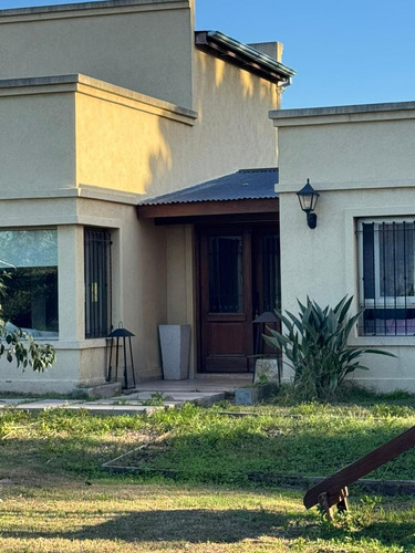 Casa En Venta En Chacras Del Ocho Al Lado De Pilará