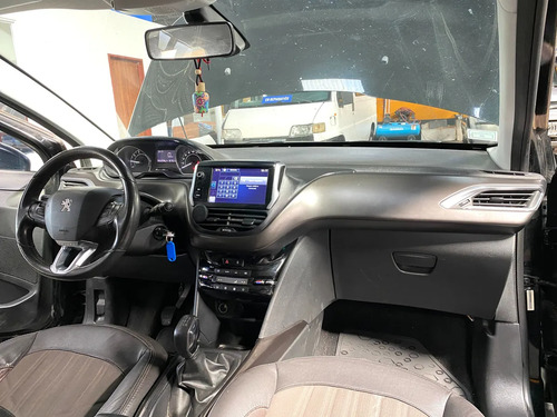 Peugeot 2008 1.6 Feline