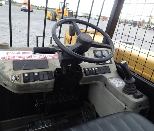 Manipulador Telescopico Caterpillar Th82