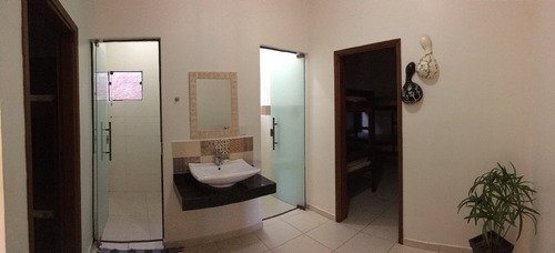 Chacara Lindissima Mogi Mirim, No Bairro São Marcelo, Area Total 2524m2, Area Util 201,3, Com 3 Banheiros, Suite, Campo De Futebol, Piscina Com Bar Anexado, Area De Descanso Com Lareira, Veja As Fotos