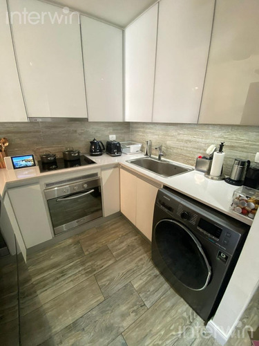 Departamento - 2 Ambientes - Con Balcón Y Cochera - Olivos - Vicente Lopez - Venta