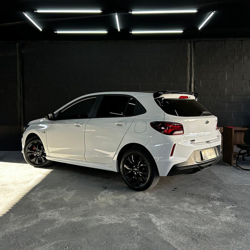 Chevrolet Onix ONIX HATCH RS 1.0 TB 12V Flex 5p Aut.