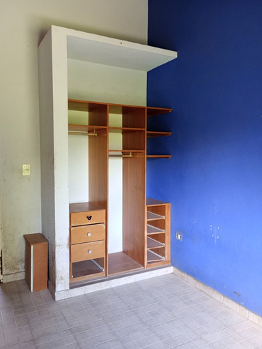 Casaquinta 3 Dorm. Barrio Parque Orense. ¡oportunidad!