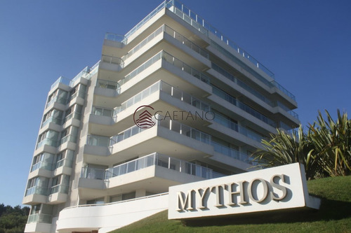 Imagen 24 de 24 de Penthouse En Venta Seis Dormitorios Y Servicio Frente Al Mar - Punta Del Este Brava