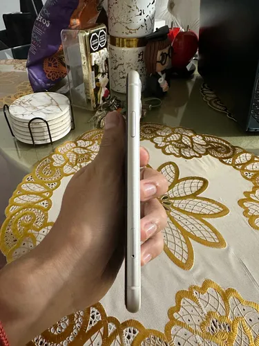 Apple iPhone 11 (128 Gb) - Blanco (Usado)