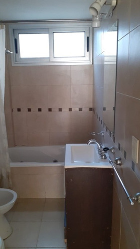 Imagen 4 de 11 de Departamento En Venta En Haedo Centro Sur