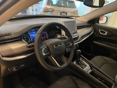 Imagen 12 de 25 de Jeep Compass Longitude H