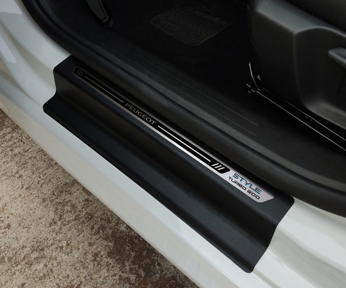 208 Style Turbo 2023- Soleira Ar E Descanso Em Inox
