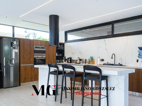 Casa Venta Saint Thomas Este 5 Ambientes