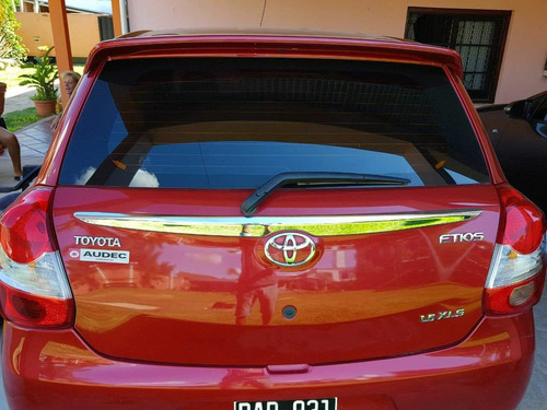 Toyota Etios 5puertas Polarizado Full