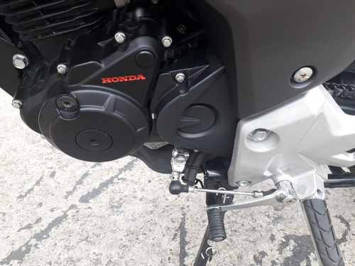 Imagen 11 de 14 de Honda Cb190 R Repsol
