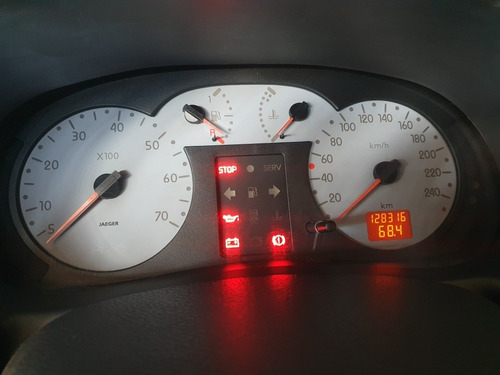 Renault Clio 2002 1.0 16v Rl 5p