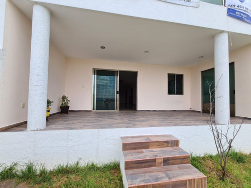 Imagen 19 de 30 de Preciosa Casa En Venta En Cumbres Del Lago