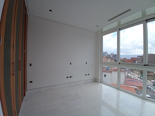 Imagen 15 de 17 de Vendo Apartamento 150m2 4h/4b/4p La Castellana