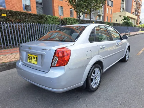 Chevrolet Optra ADVANCE 1.6 MECÁNICO 2011