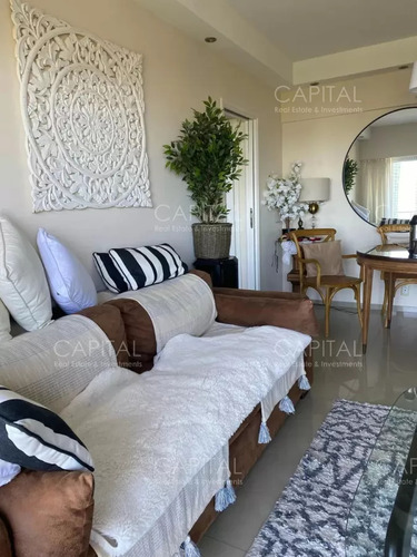Apartamento De Un Dormitorio Con Vista Al Mar, Playa Mansa, Punta Del Este
