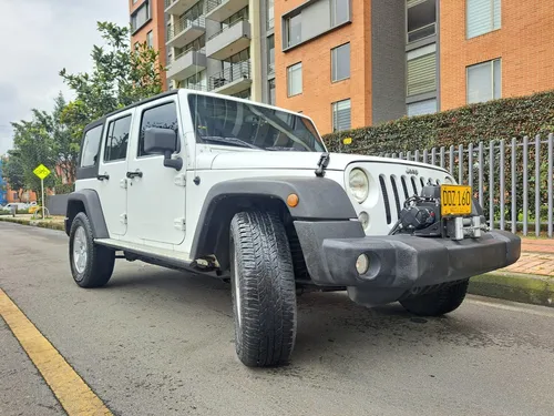Jeep Wrangler UNLIMITED 3.6 A/T 4X4 2017