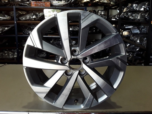 Roda Polo 2018 19 Aro 16 Original Com Detalhe (Usado)