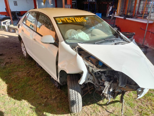 Tolva Múltiple De Escape Vw Bora Mod 05-10 2.5 Auto Original (Usado)