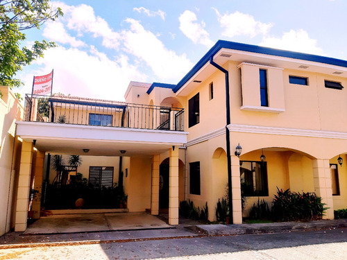 Vendo Casa En Condominio Santa Ana Centro