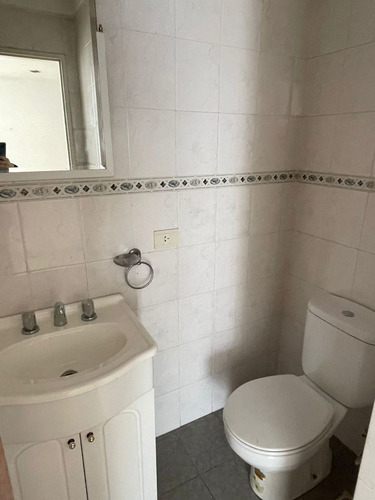 Imagen 6 de 10 de Departamento En Venta De 2 Dormitorios En Villa Crespo
