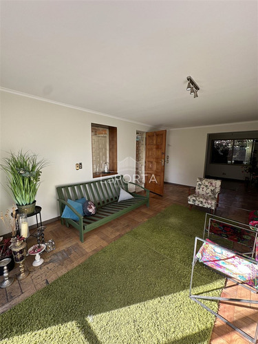 Casa Familiar / Para Remodelar / Patio Interior