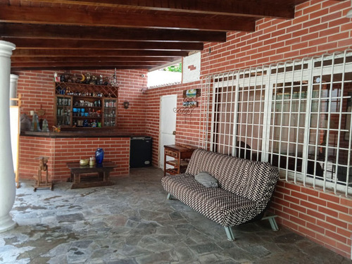 Yonny Silva Rentahouse Carabobo Vende Excelente Casa En Las Clavellinas Valencia Rcys 23-31050