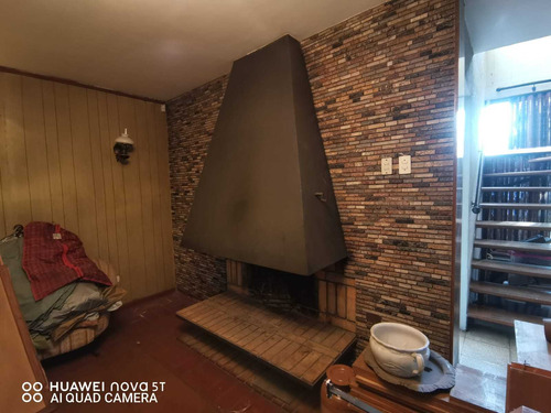 Se Vende Casa En Ñuñoa De 210m2,4d,3b,2e (101315)
