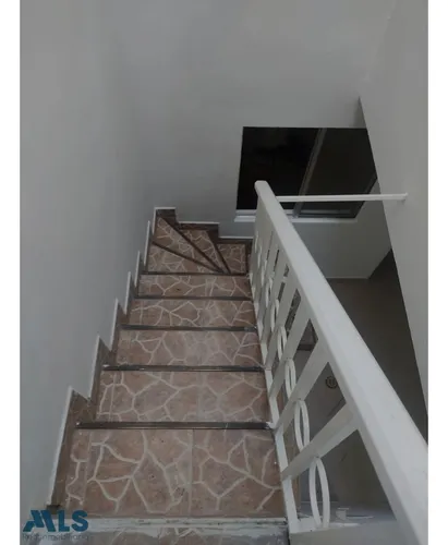 Casa Unifamiliar En Venta Aures # 1(mls#249011)