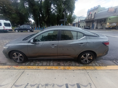 Nissan Sentra 2.0 Advance Cvt