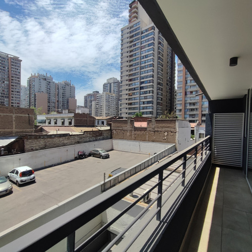 Edificio Av. Sta. Rosa (1 Est. 1 Bod.) Vista Norte Piso 4
