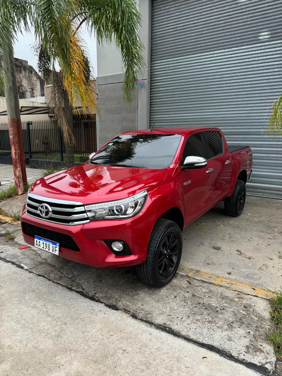 Toyota Hilux 2.8 Cd Srx 177cv 4x4 At