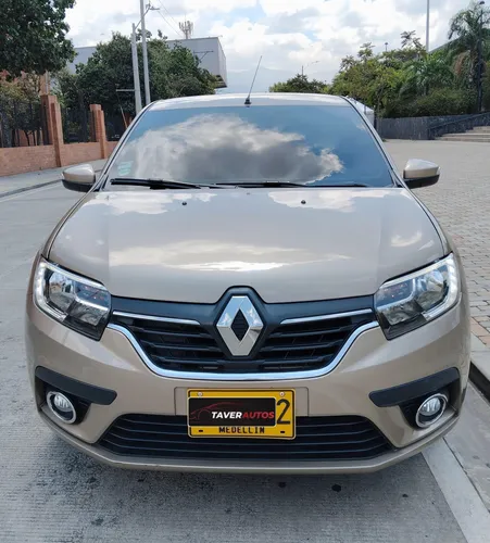 Renault Logan 1.6 Expression / Life +