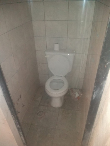 Imagen 7 de 8 de Local En Venta En Lanus Oeste