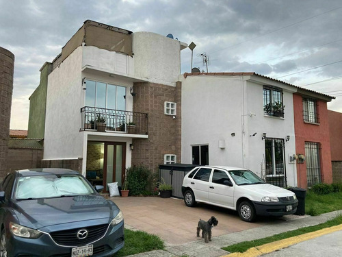 Imagen 2 de 30 de Casa Remodelada