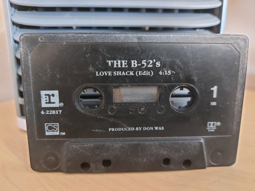 The B-52's - Love Shack/channel Z (cassette Single) 