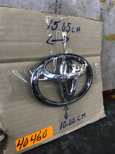 Emblema De Parrilla Toyota 40460