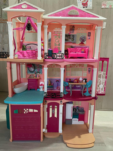 Casa De La Barbie Dream House Usada