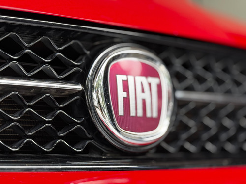 Fiat Cronos 1.8 Precision 16v Flex Aut. 4p
